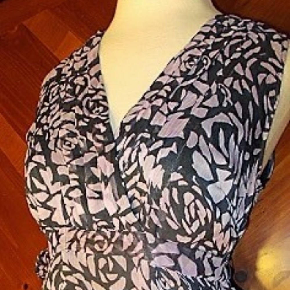 NWT Banana Republic Sleeveless Blouse Top